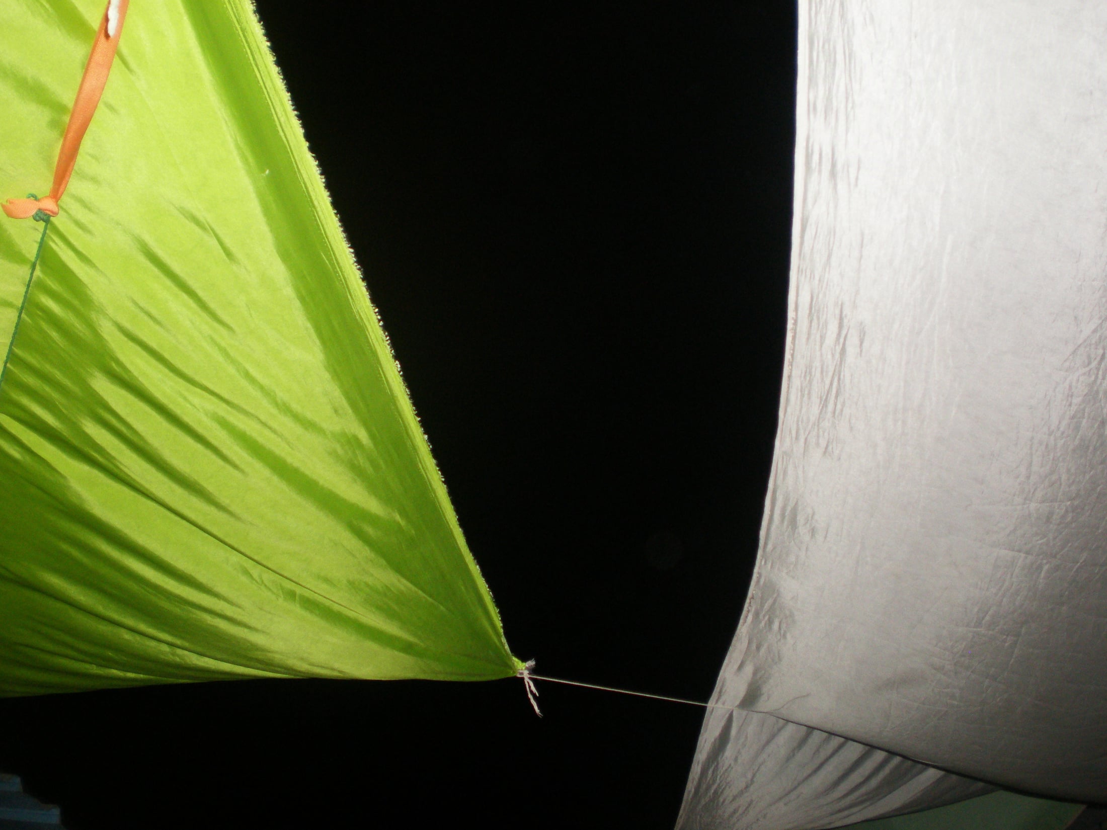On foot, photograph 14