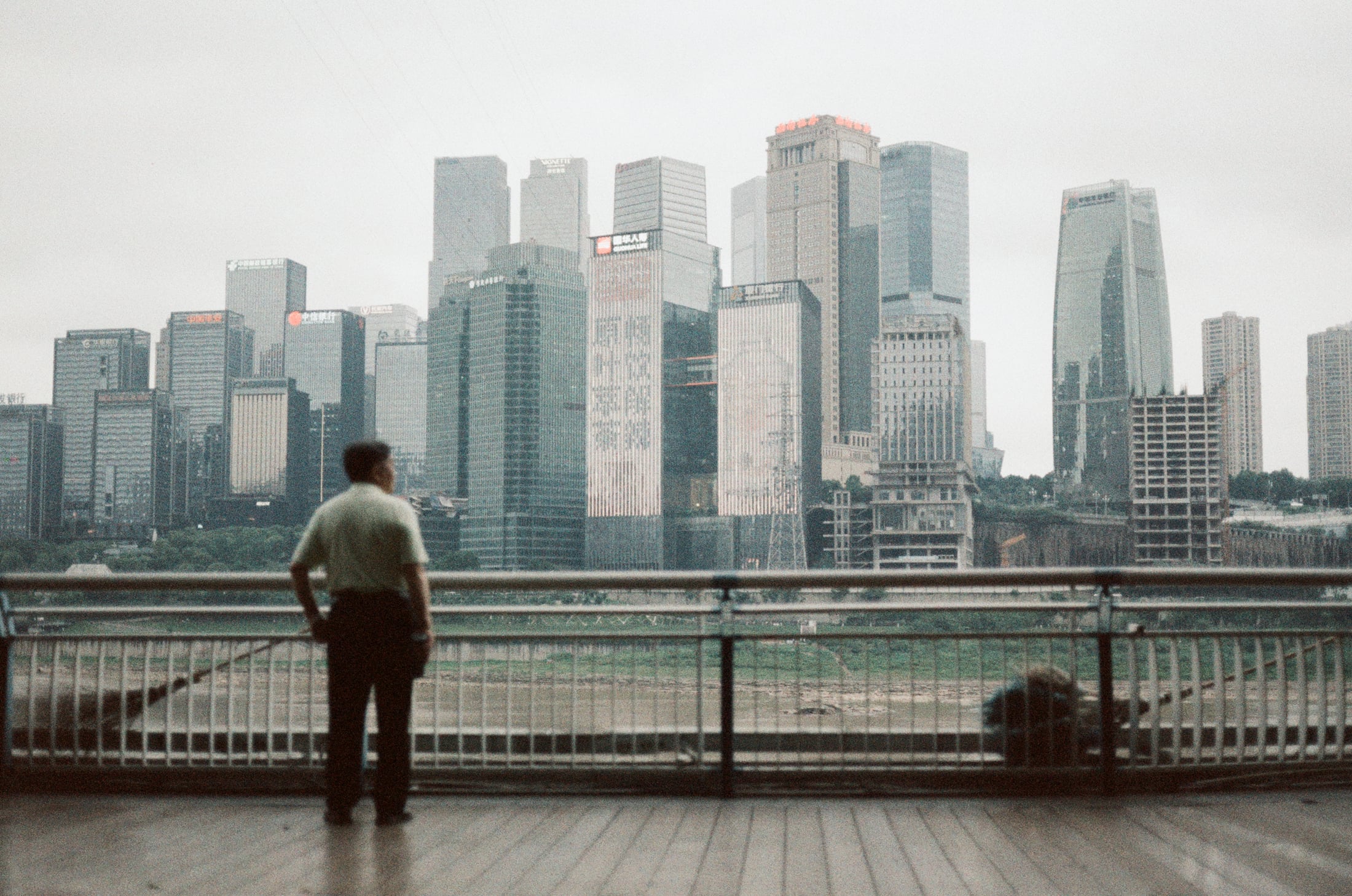 On foot, photograph 17